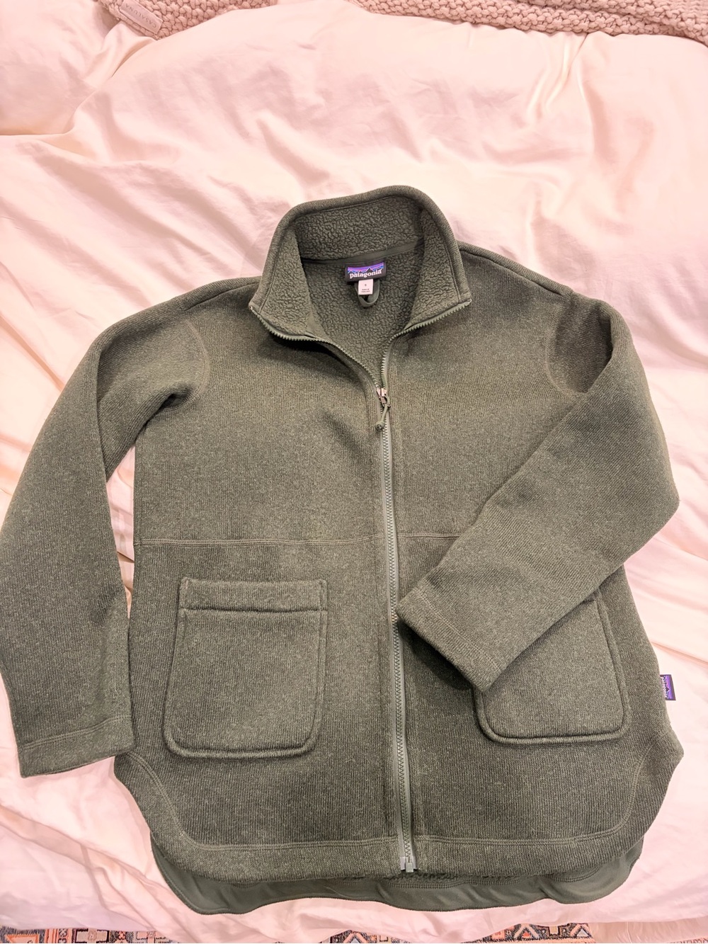 Patagonia Olive Green Women’s Better Sweater oversized jacket